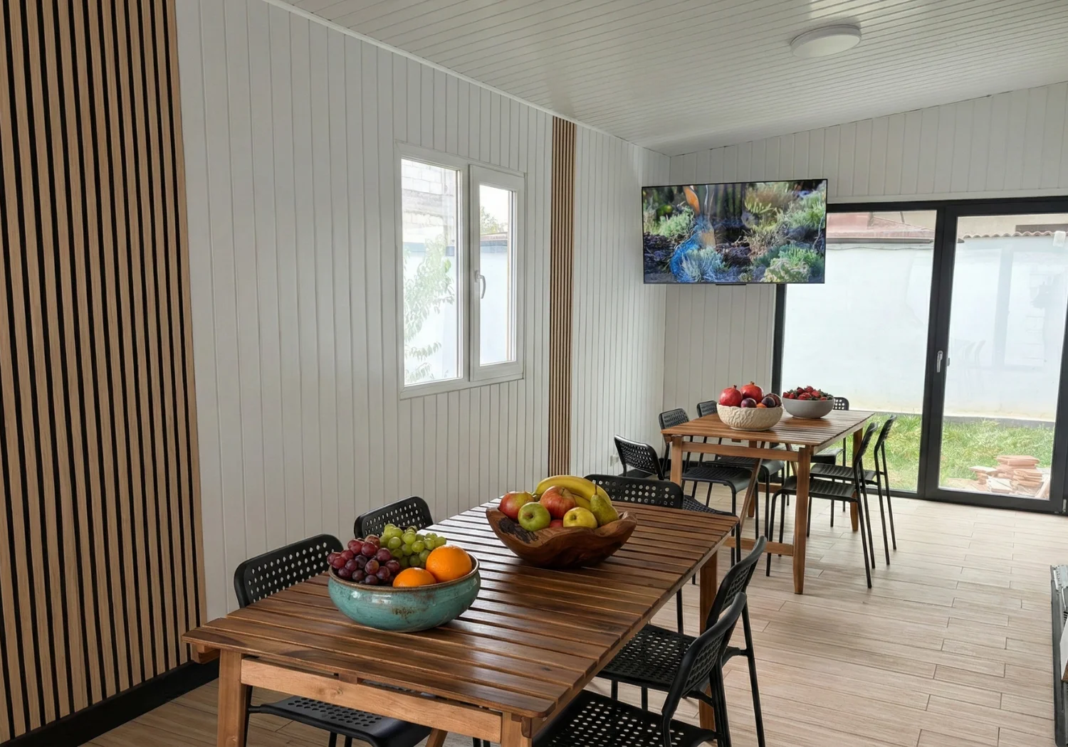 Sala de mese Velsamed - Centru Medical Bragadiru